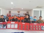 14-orang-wna-china-jadi-kuli-bangunan-di-kelapa-gading-imigrasi-bertindak-uno