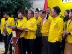 ketum-partai-golkar-bahlil-lahadalia-di-dpp-partai-golkar-kamis-7112024_169