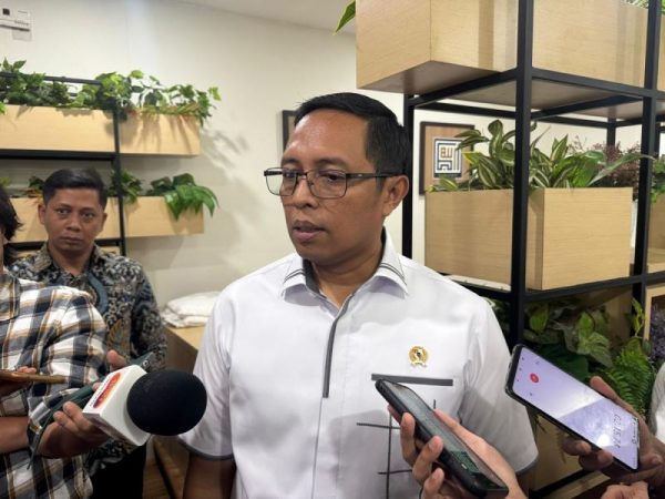 kepala_kantor_komunikasi_presiden_hasan_nasbi-KEZb_large