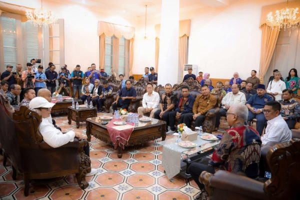 61043734060-whatsapp_image_2025-09-18_at_18